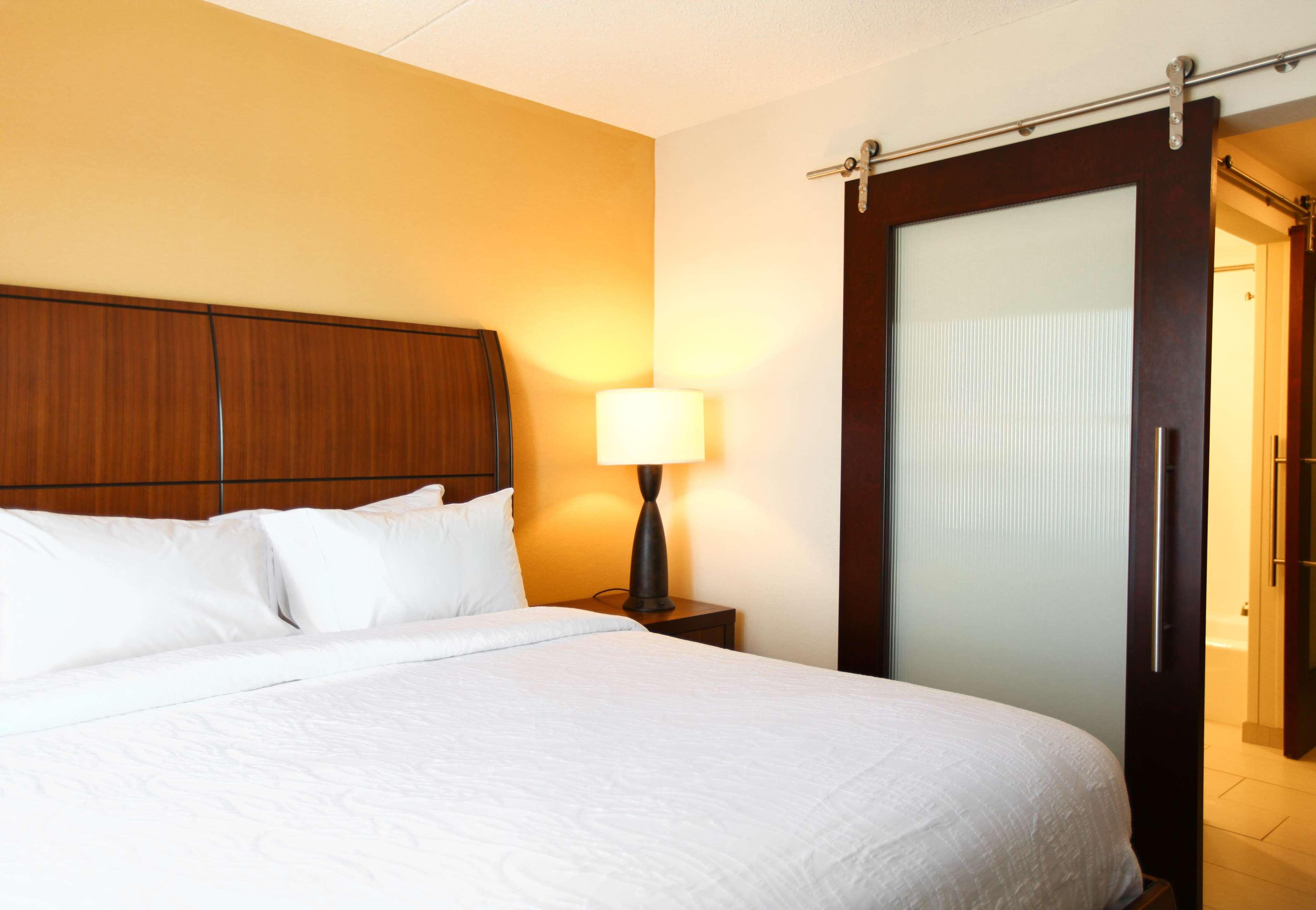 Hilton Garden Inn Olathe Dış mekan fotoğraf