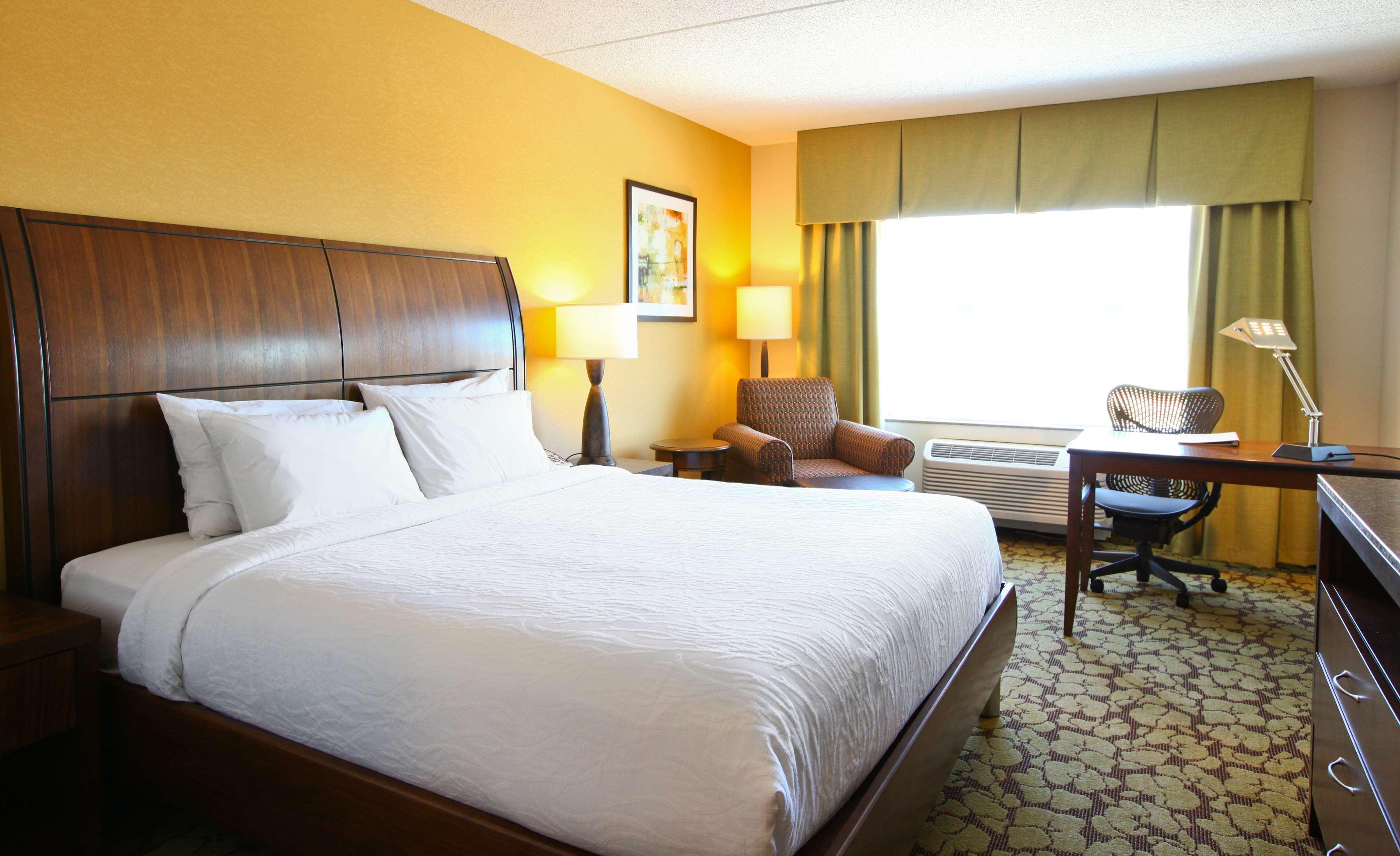 Hilton Garden Inn Olathe Dış mekan fotoğraf