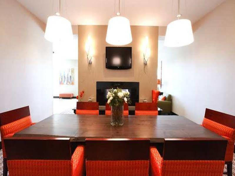 Hilton Garden Inn Olathe Dış mekan fotoğraf